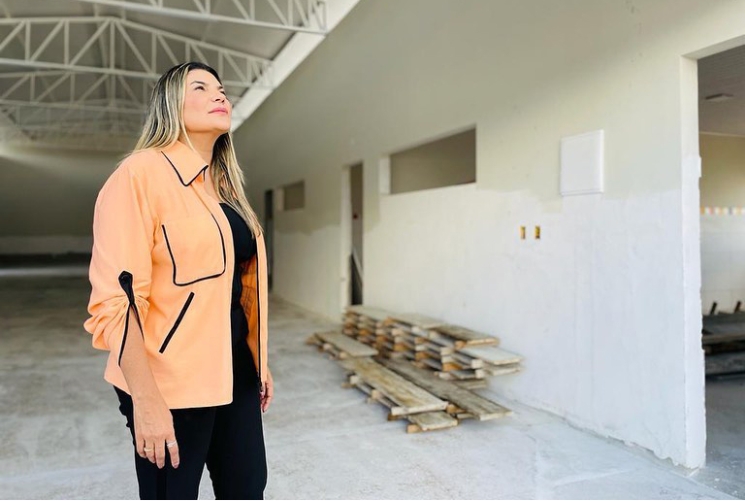 Portal Maltanet Prefeita Jeane Moura Visita O Andamento Da Reforma E